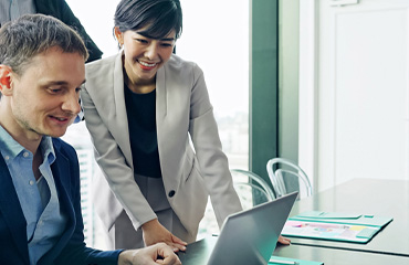 技術・人文知識・国際業務ビザ申請